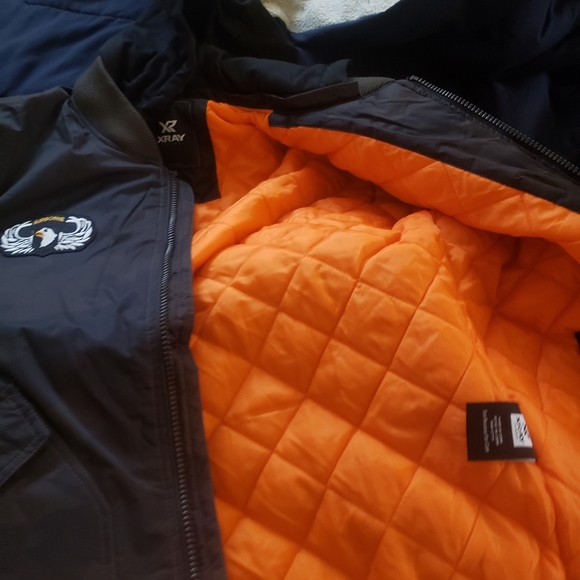 Army all weather jacket - Picture 3 of 7